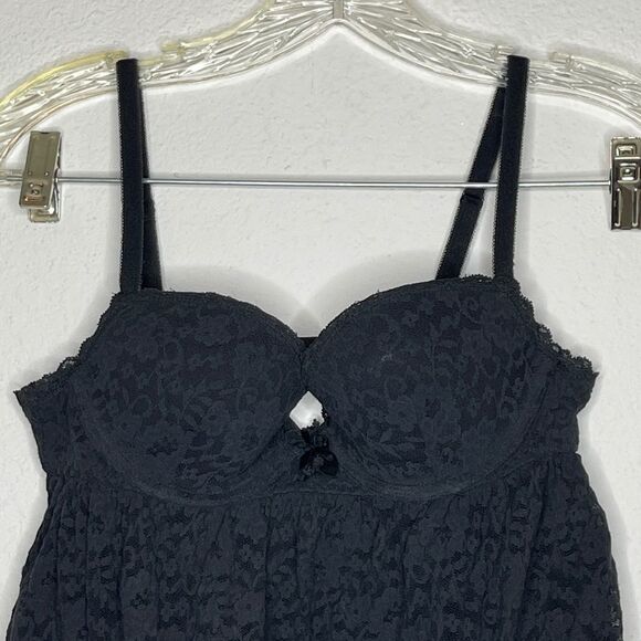 Victoria's‎ Secret Lace Negligee - Picture 3 of 7